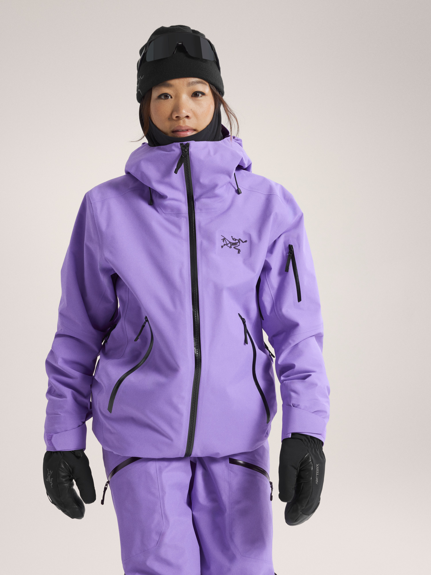F25-X000010538-Sentinel-Insulated-Jacket-Aster-Black-Women-s-Front-View