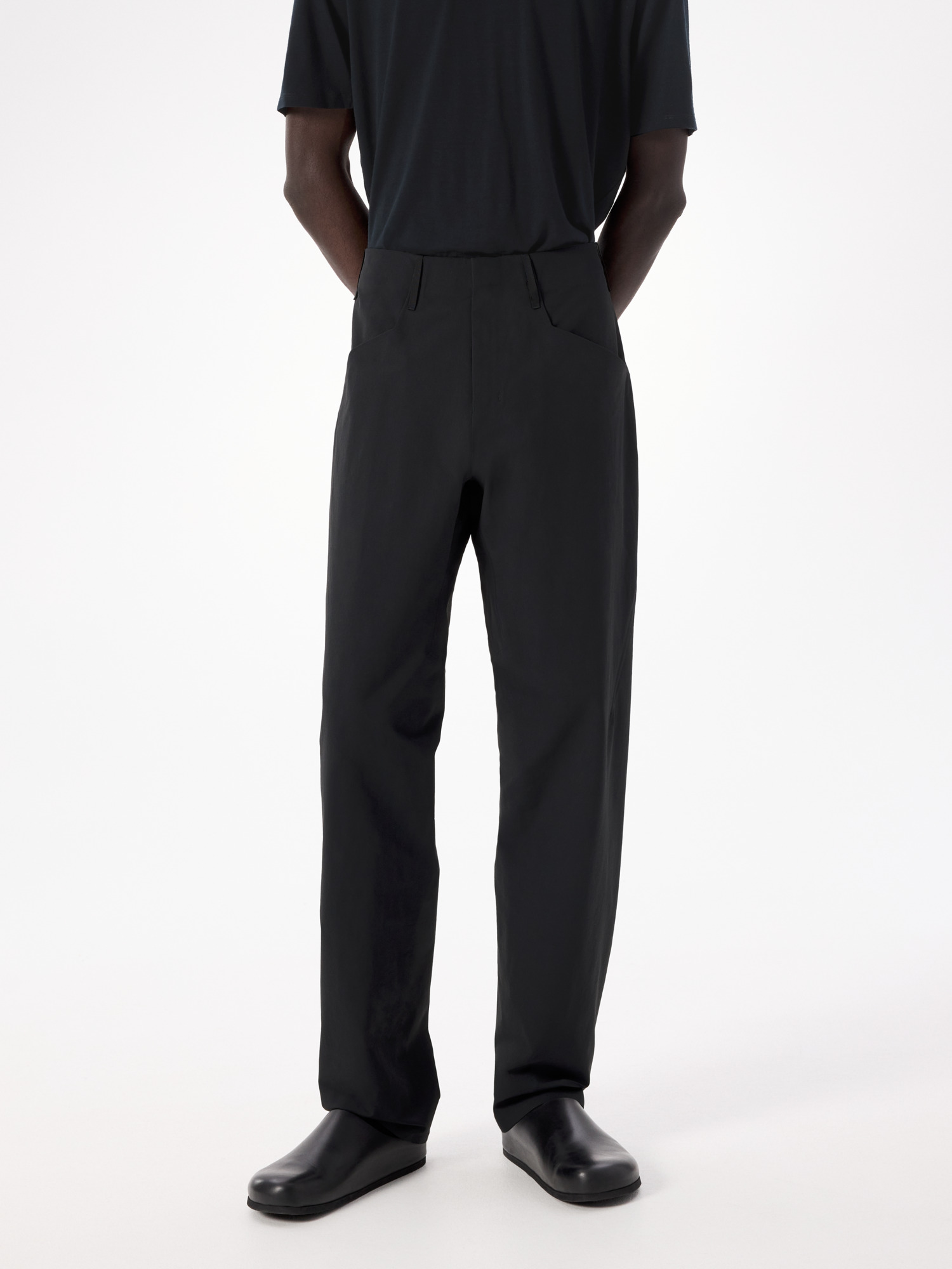 S26-X000006860-Voronoi-Pant-Black-Front-View