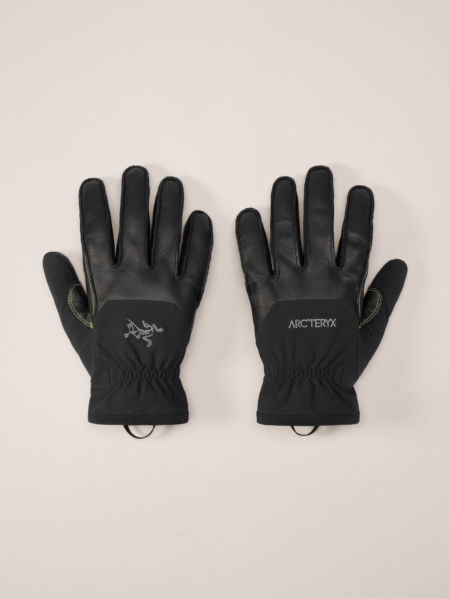 S26-X000010178-Rope-Glove-Black-Front
