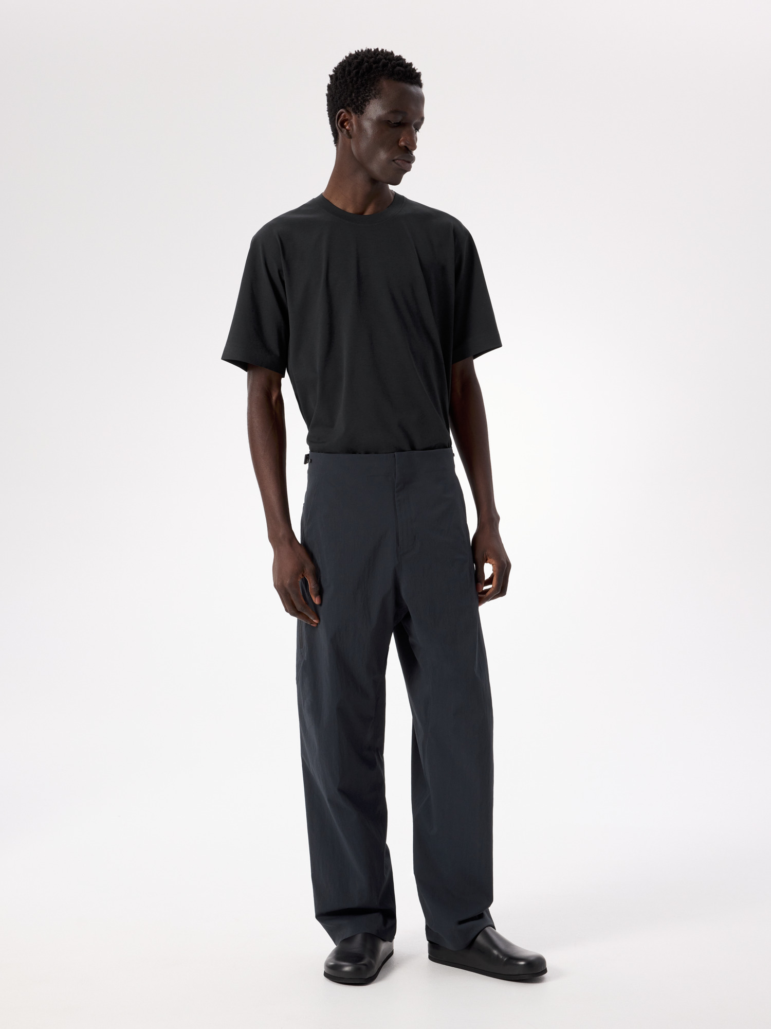 S26-X000010622-Spere-Cargo-Pant-Black-Front-View